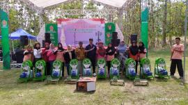 Pameran UMKM dan Penyerahan Dansos dari UPK-Bumkalma